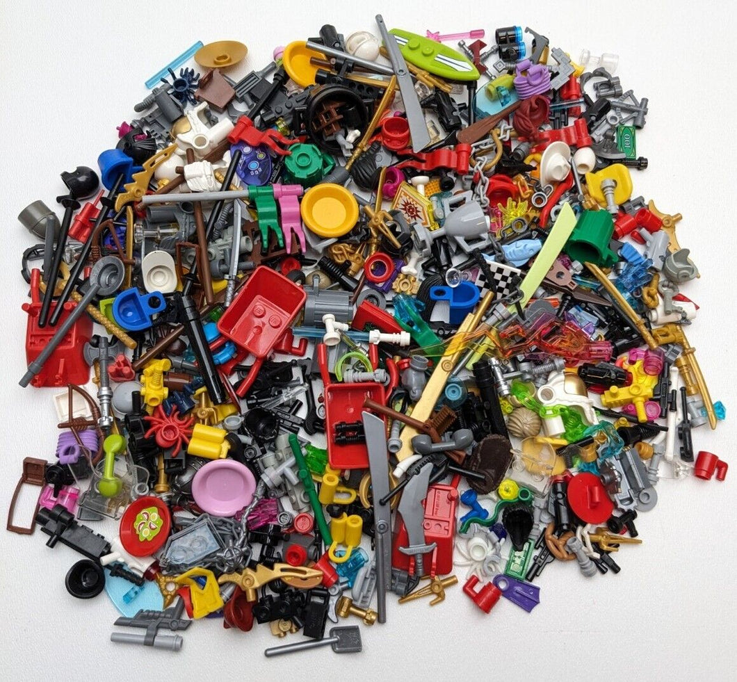 LEGO BEAUCOUP D'ACCESSOIRES POUR MINIFIGURES